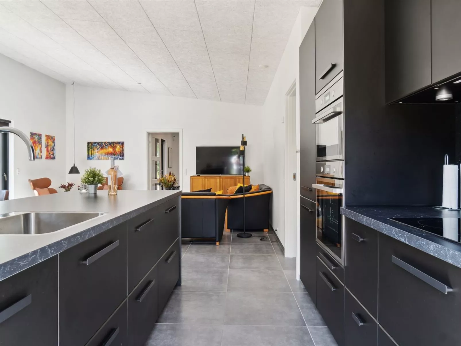 "Aime" - 350m from the sea-Drinnen