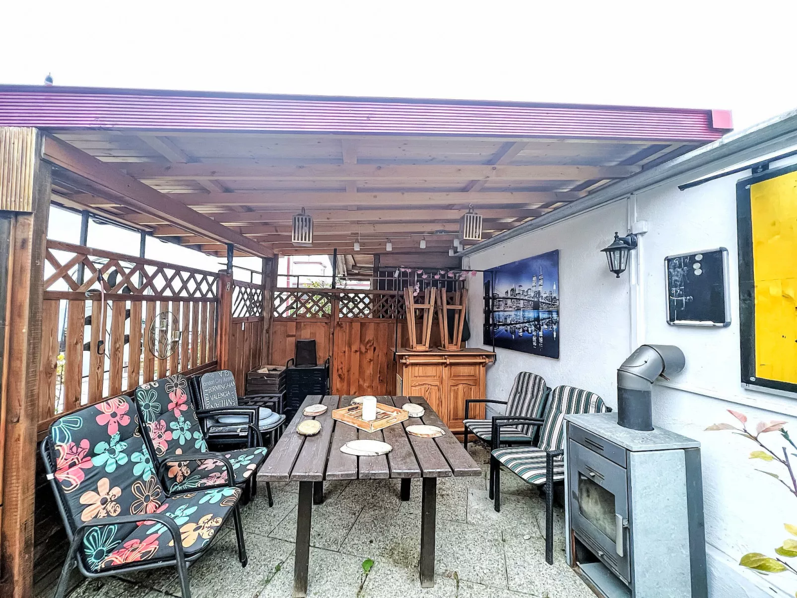 Garden Suite-Outside