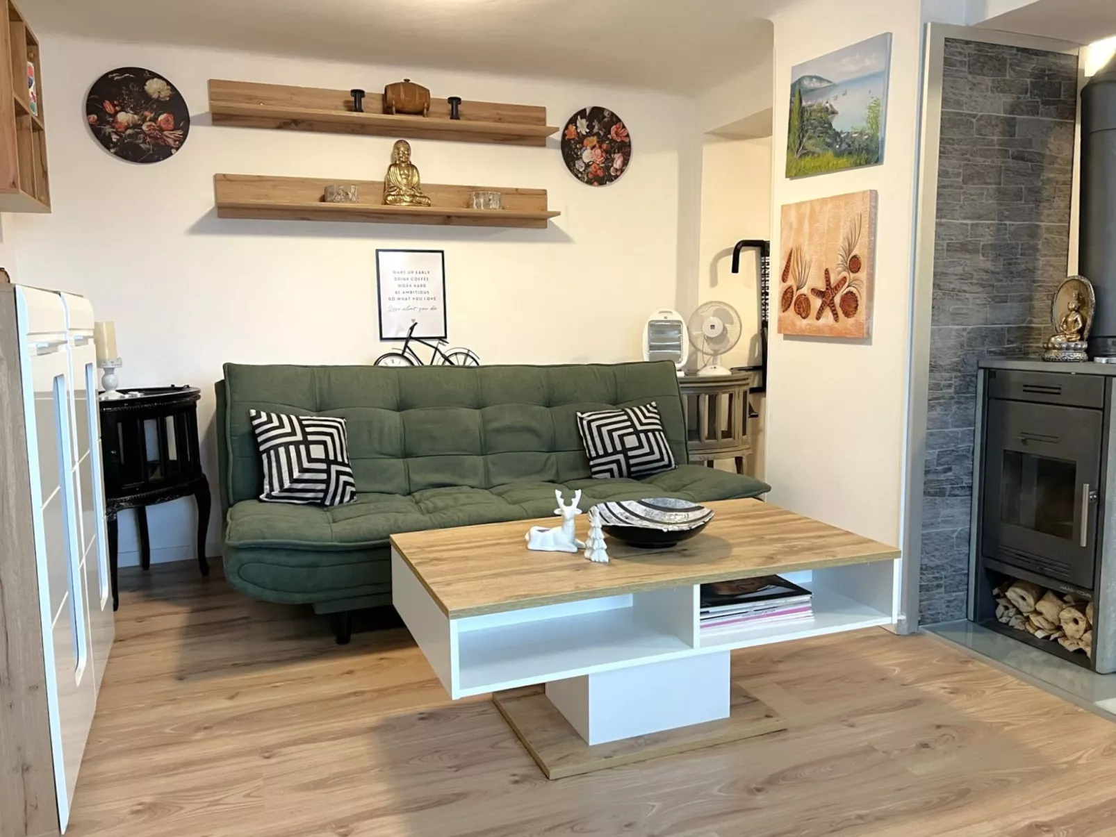 Garden Suite-Inside