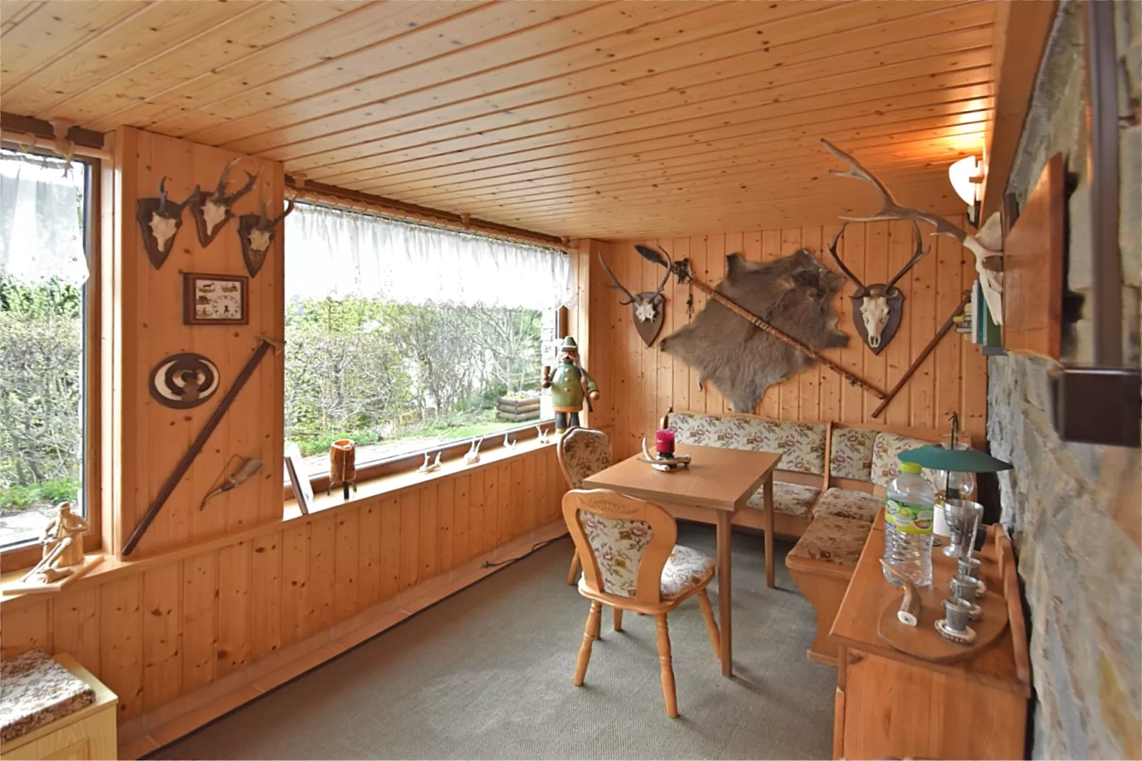 Am Mühlberg-Living room