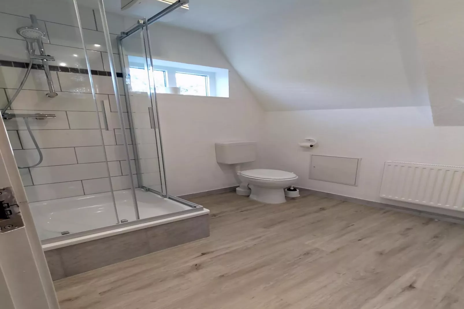 Ferienwohnung Holunder-Bathroom