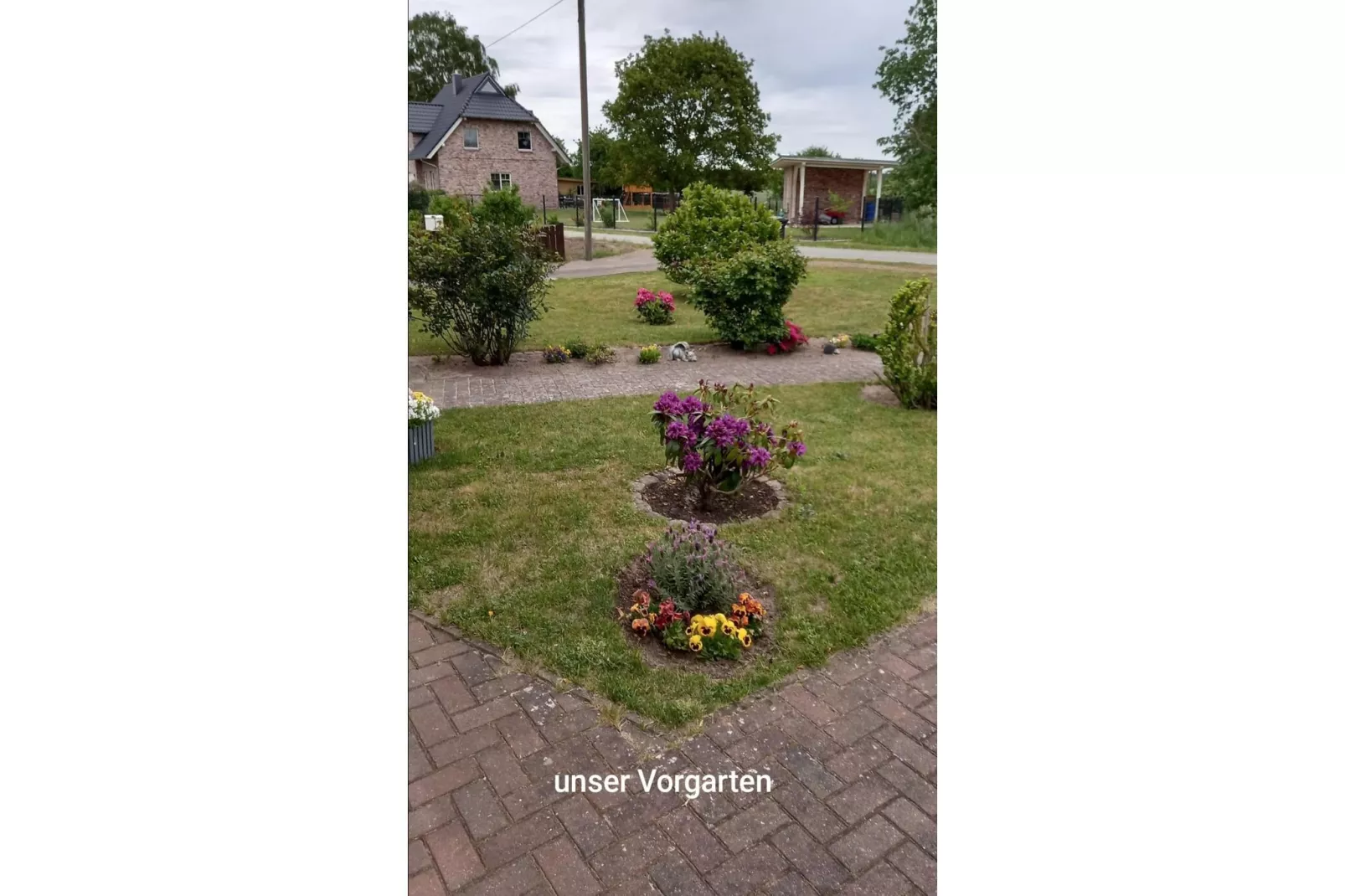Schönes Ferienhaus in Alt Bukow-Gardens summer