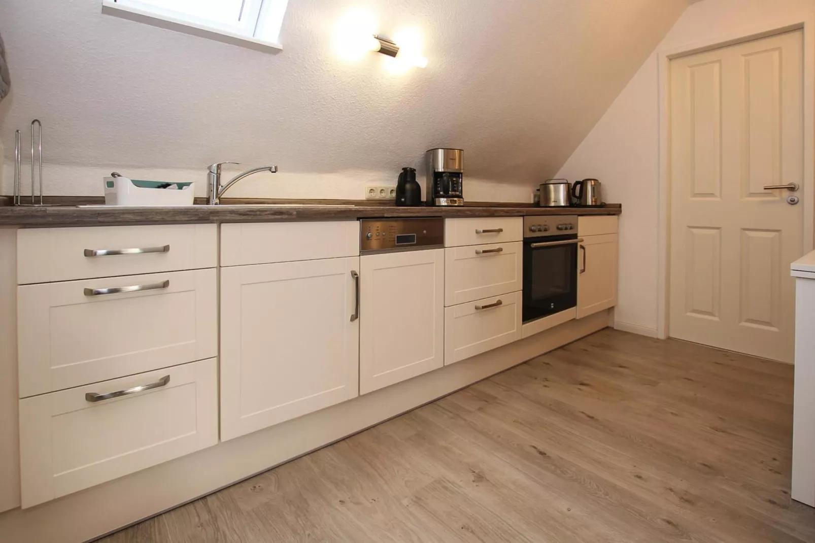 Ferienwohnung Springfloot 3-Kitchen