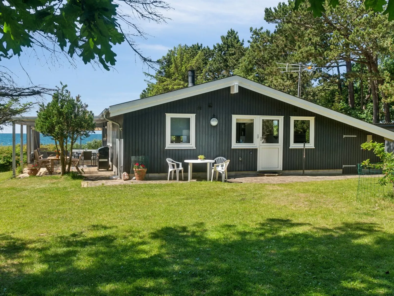 "Sighwith" - 30m from the sea-Draußen