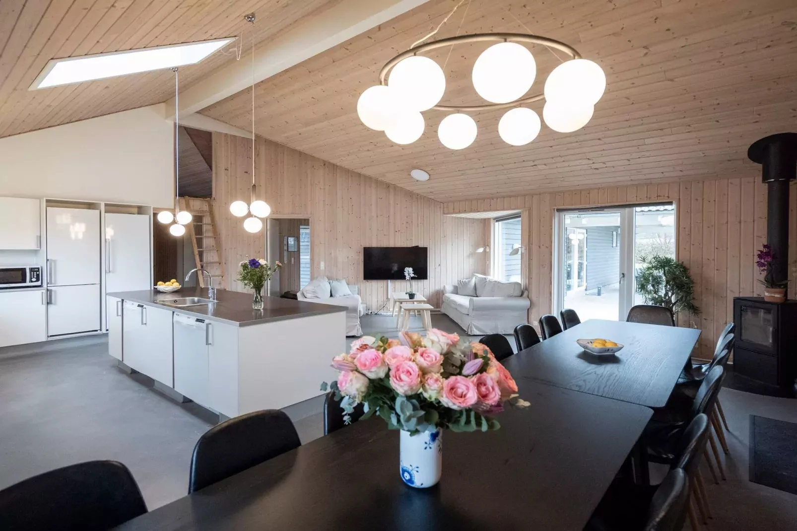 18 person holiday home in Tisvildeleje-Indoor