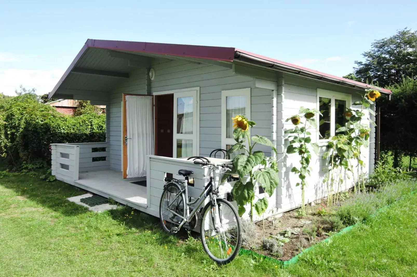 Pod słonecznikiem-Exterior summer