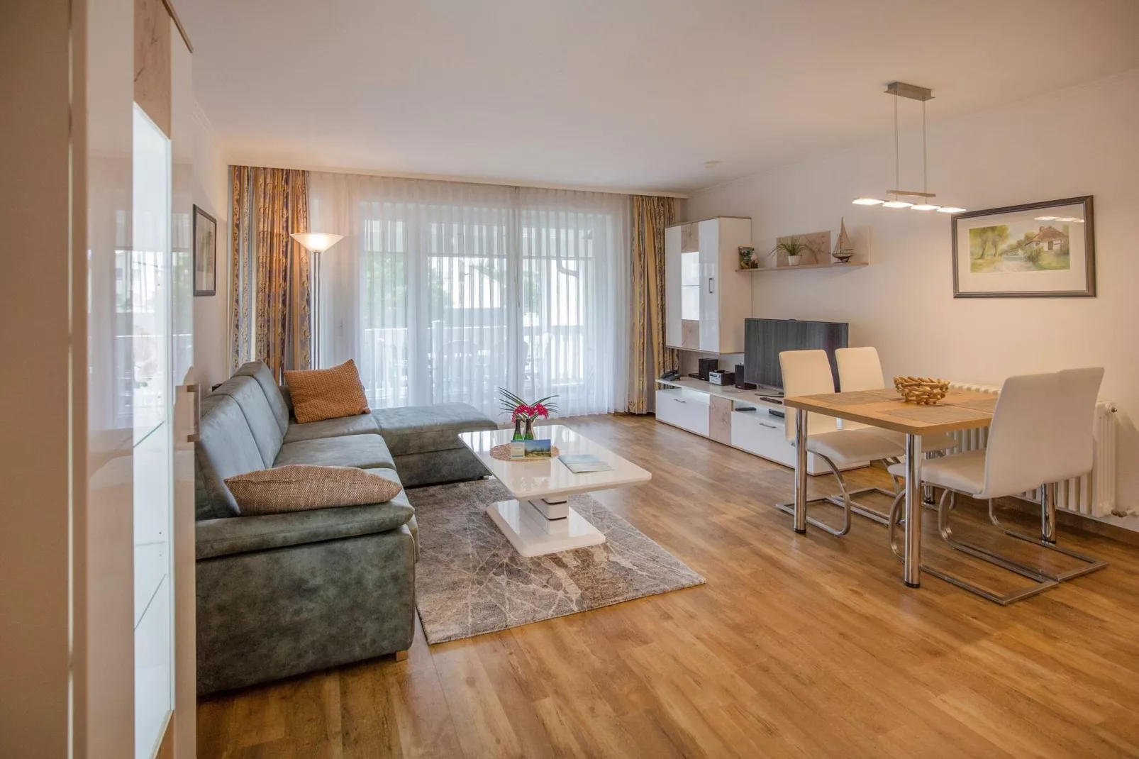 DP 3-6 EG/OG/DG 4 Personen-Living room