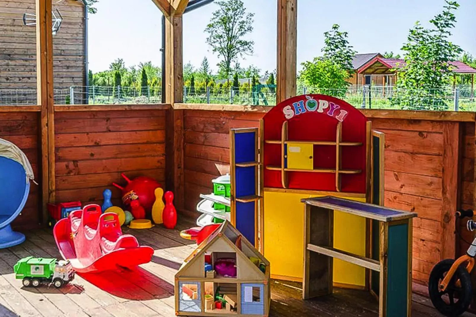 Domki letniskowe Jezierzany-Terrassenbalkon