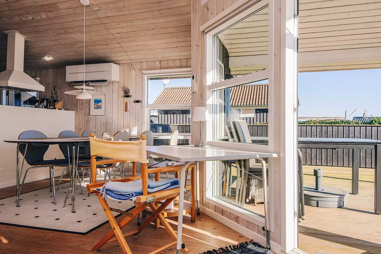 6 person holiday home in Rønde-By Traum-Indoor