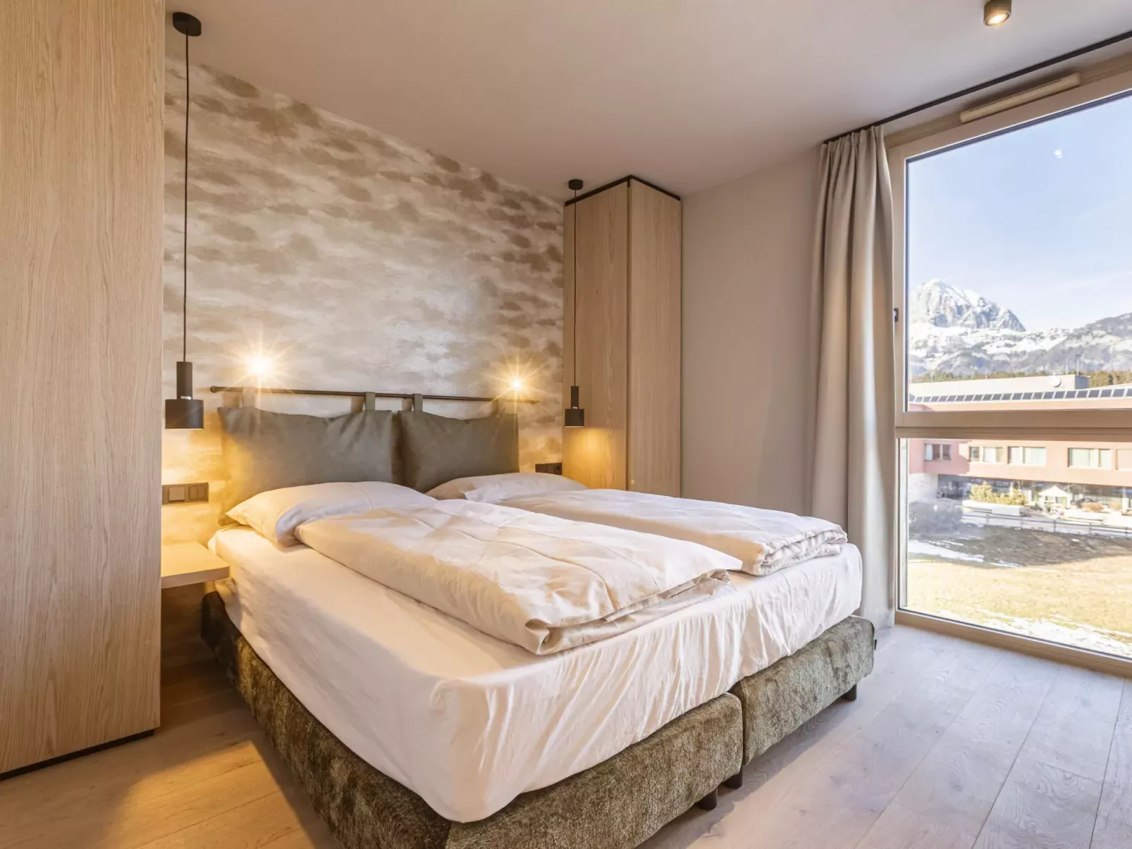 Premium mit 2 Schlafzimmer-Drinnen