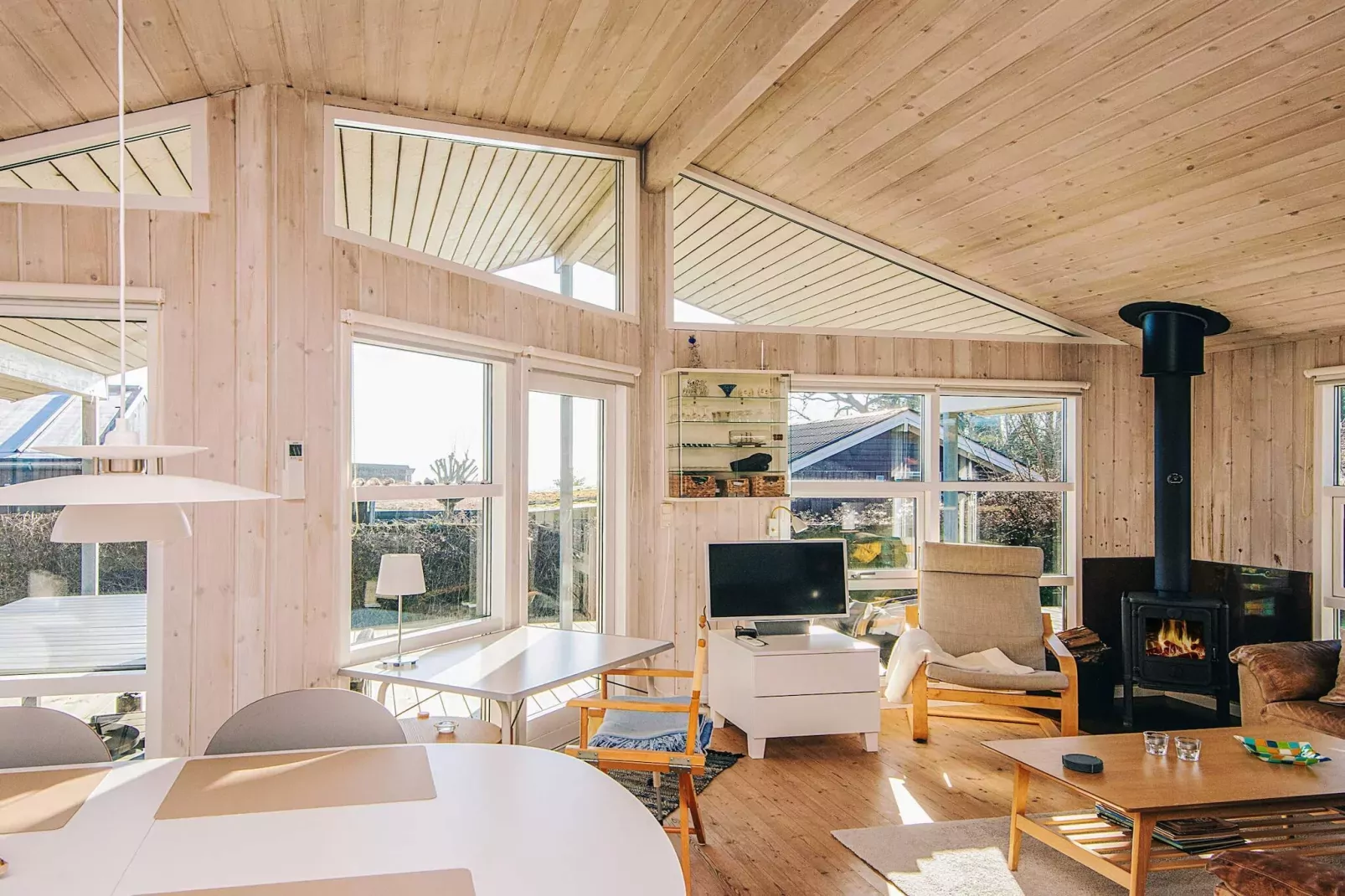 6 person holiday home in Rønde-By Traum-Indoor