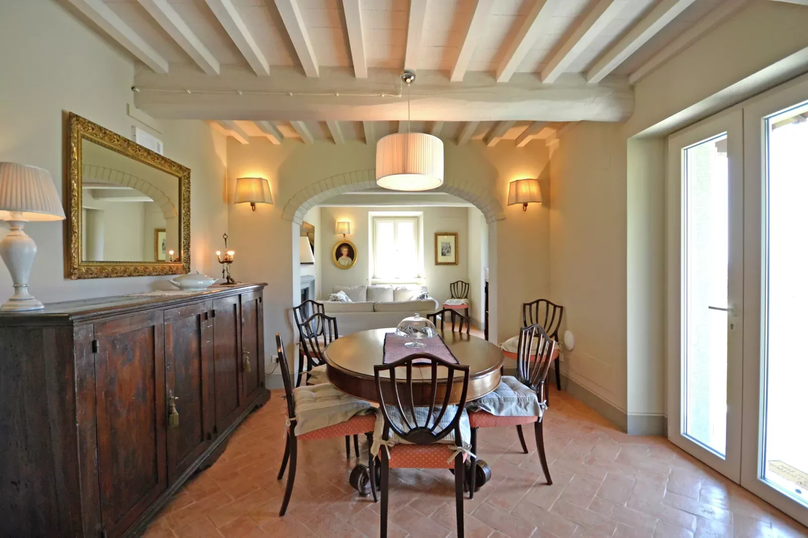 Villa Chiara-Esszimmer