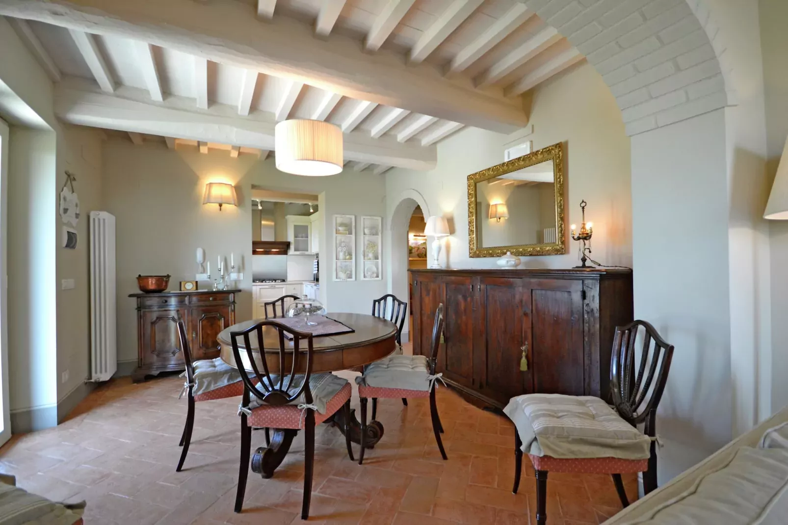 Villa Chiara-Esszimmer