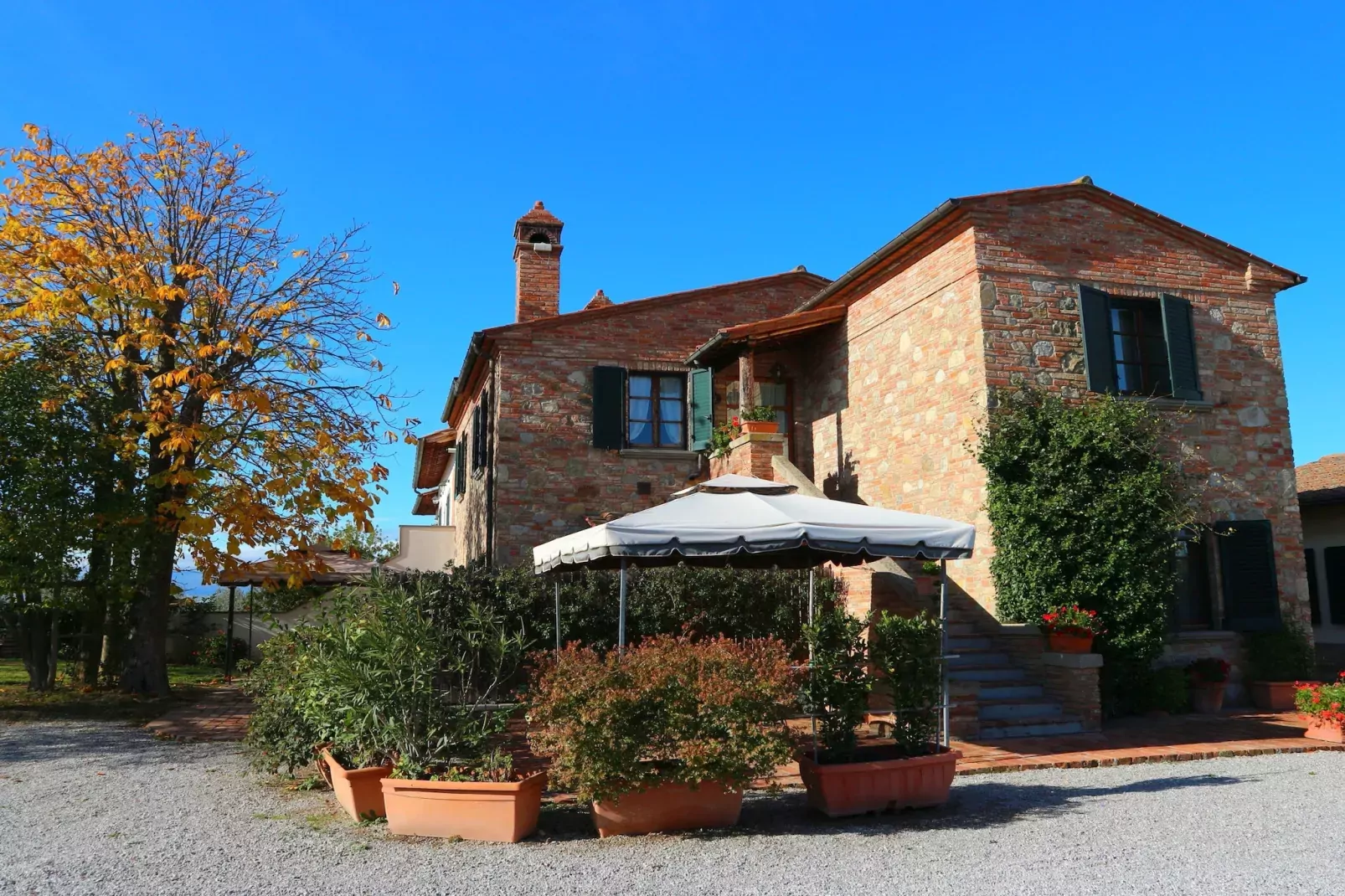 Castagno del Riccio-Außenbereich Sommer
