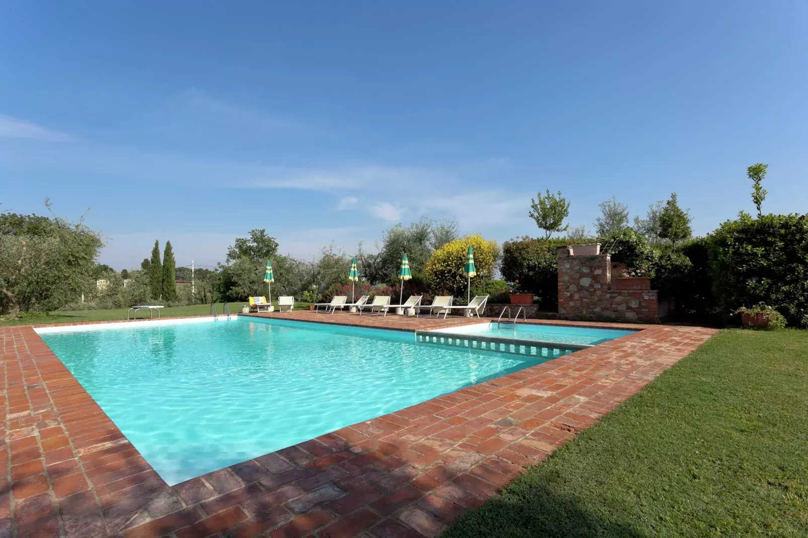 Castagno del Riccio-Schwimmbad