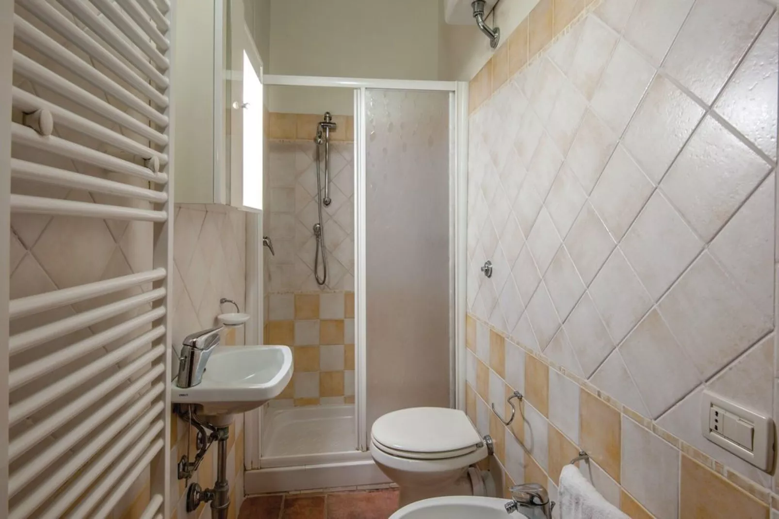 Ginestra2-Bathroom