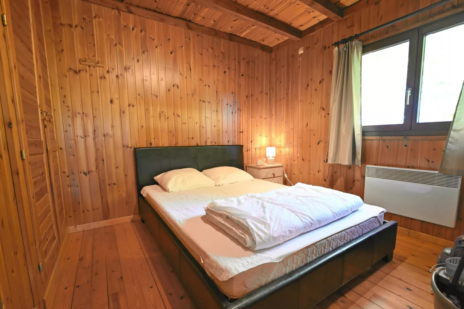 HORTENSIAS-Bedroom