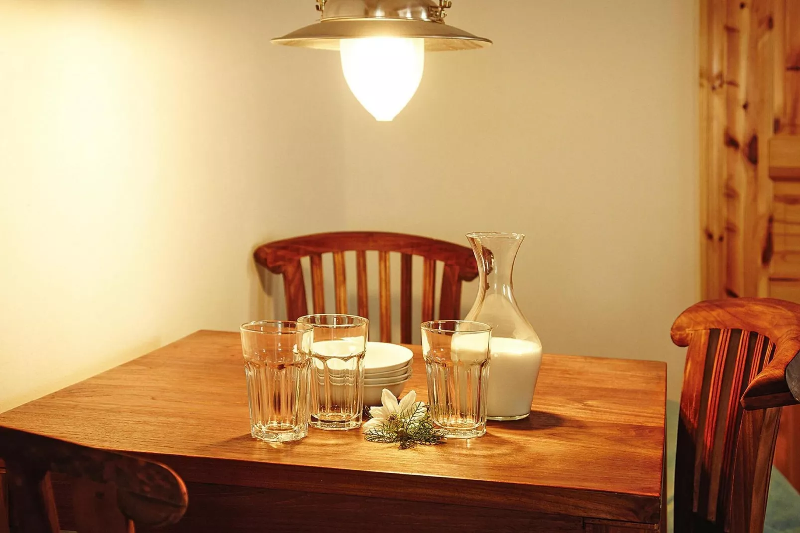 Wellness unter Reet Dagebüll-Dining room