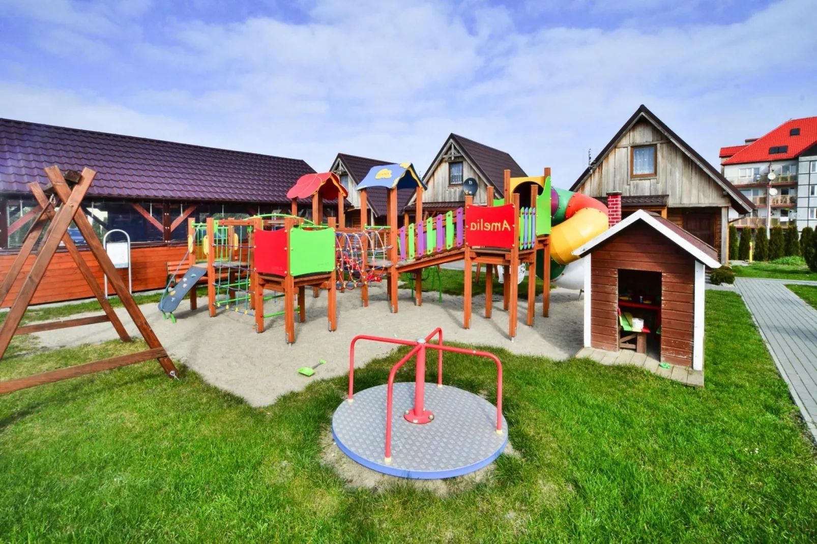 	Całoroczny nowy domek dla 4 osób Ustronie Morskie-Park facilities