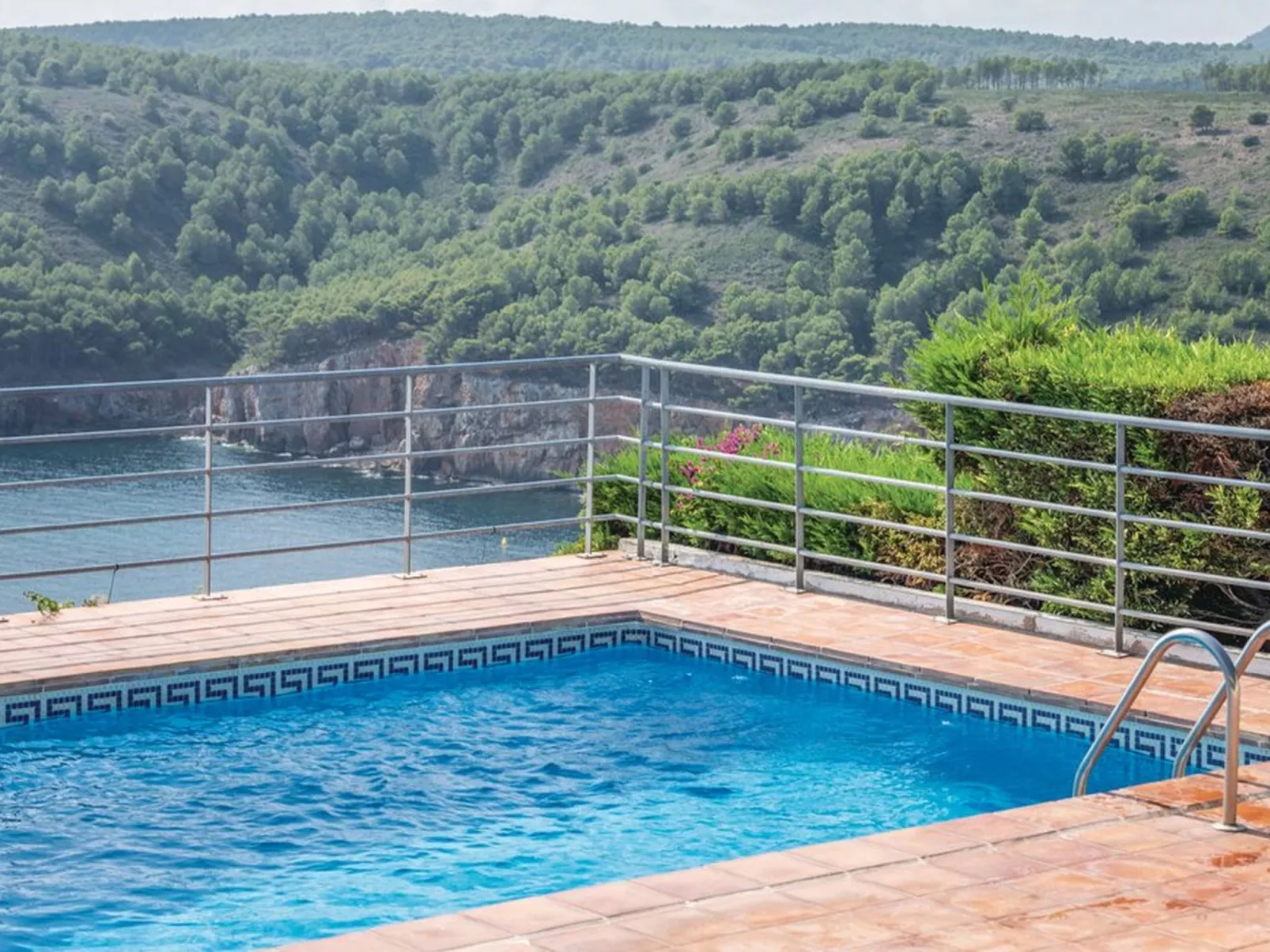Mirador-Dehors