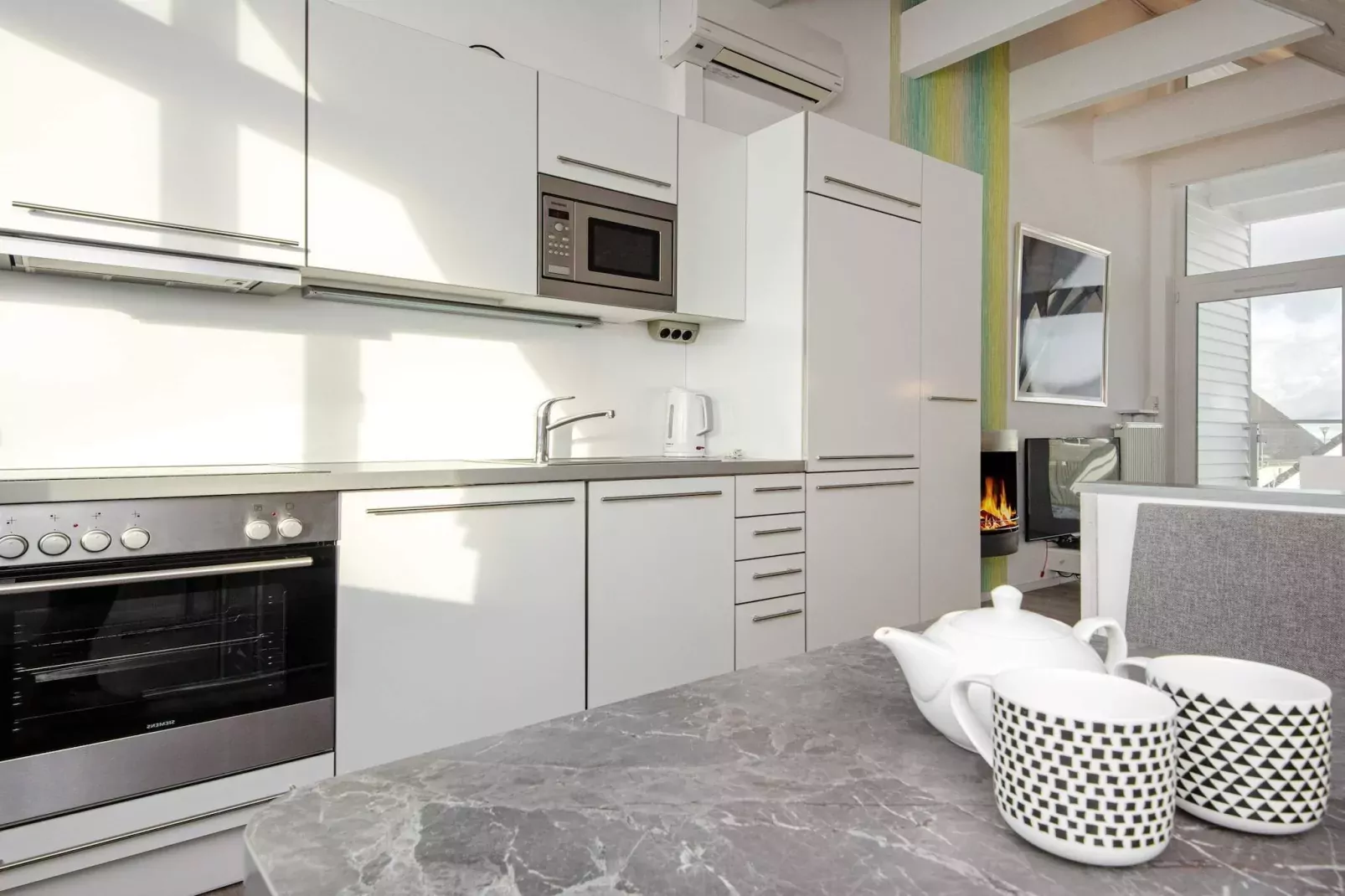 MERKUR 35+33 S DHH 2.+3.RH.-Intérieur