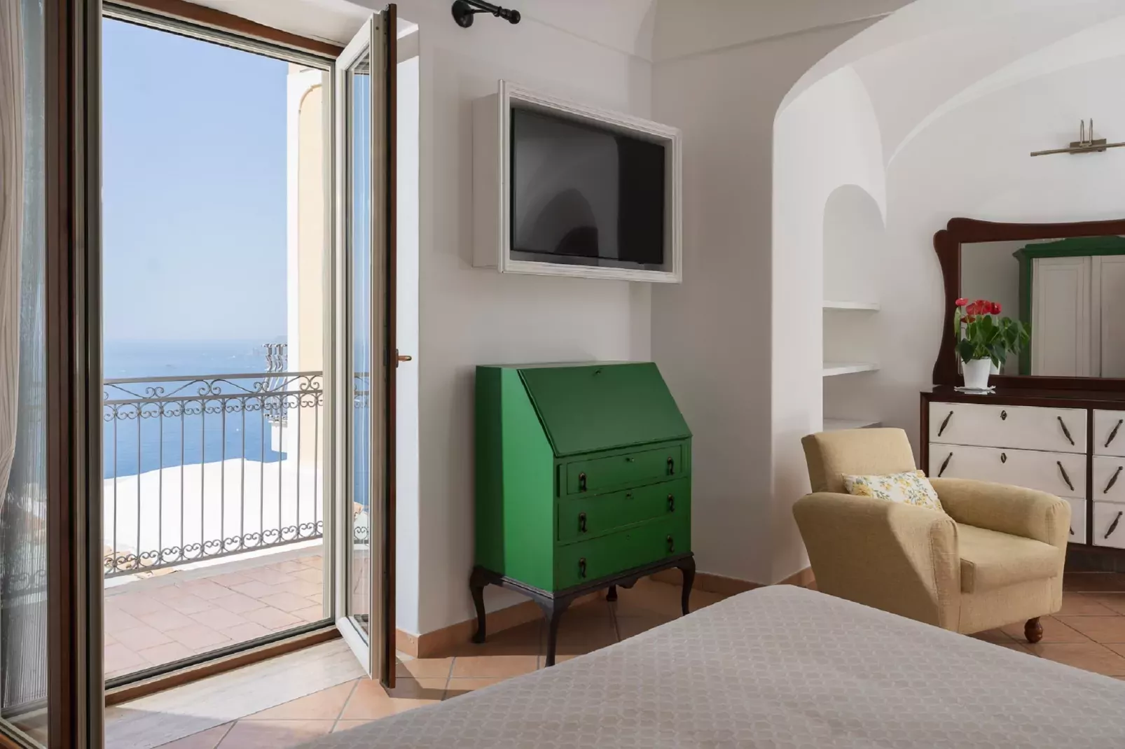 Villa Sky meets Sea-Bedroom