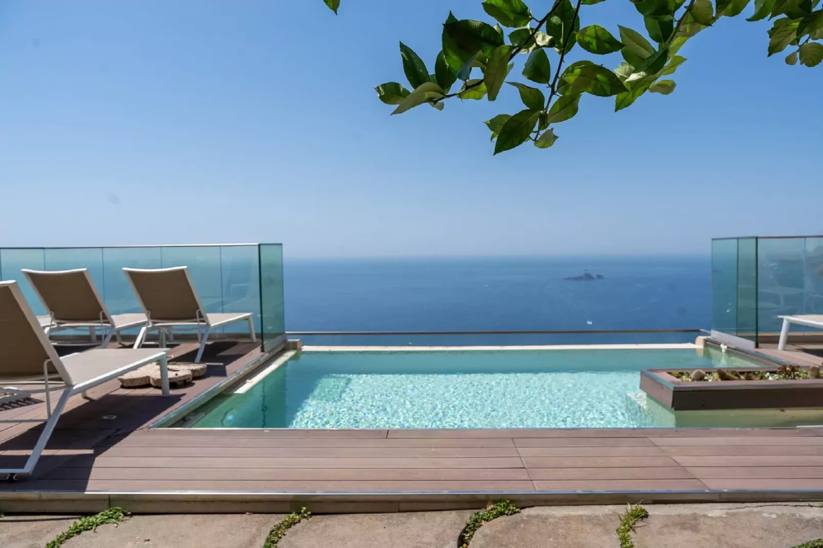 Villa Sky meets Sea-Pool