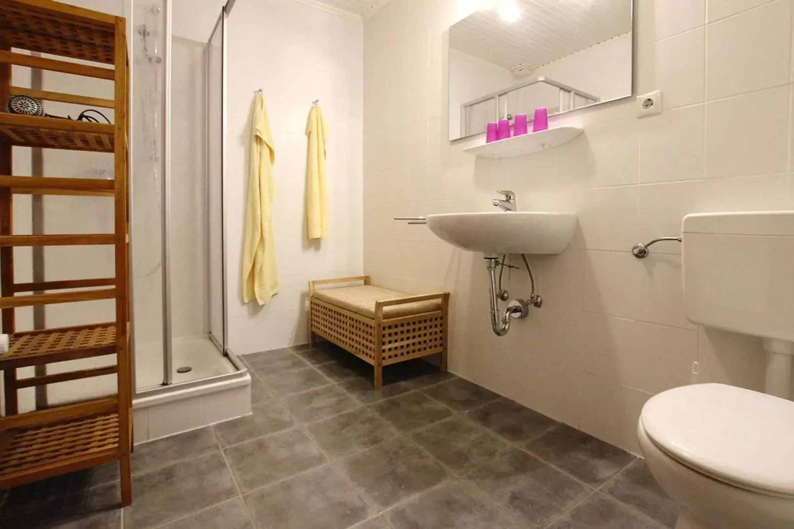 Apartementhaus Andrea Wohnung 5 - Westerland-Bathroom