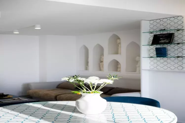 Arienzo-Living room