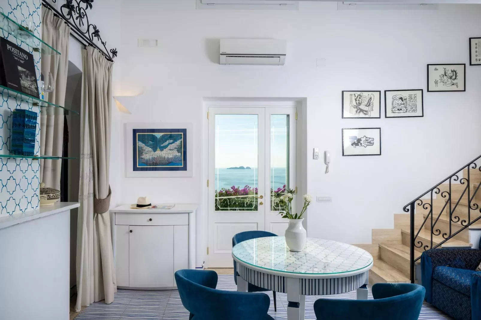 Arienzo-Living room