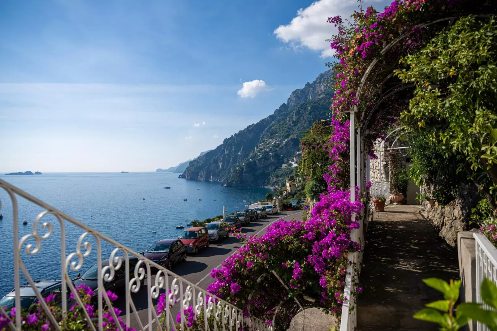 Arienzo-Exterior summer