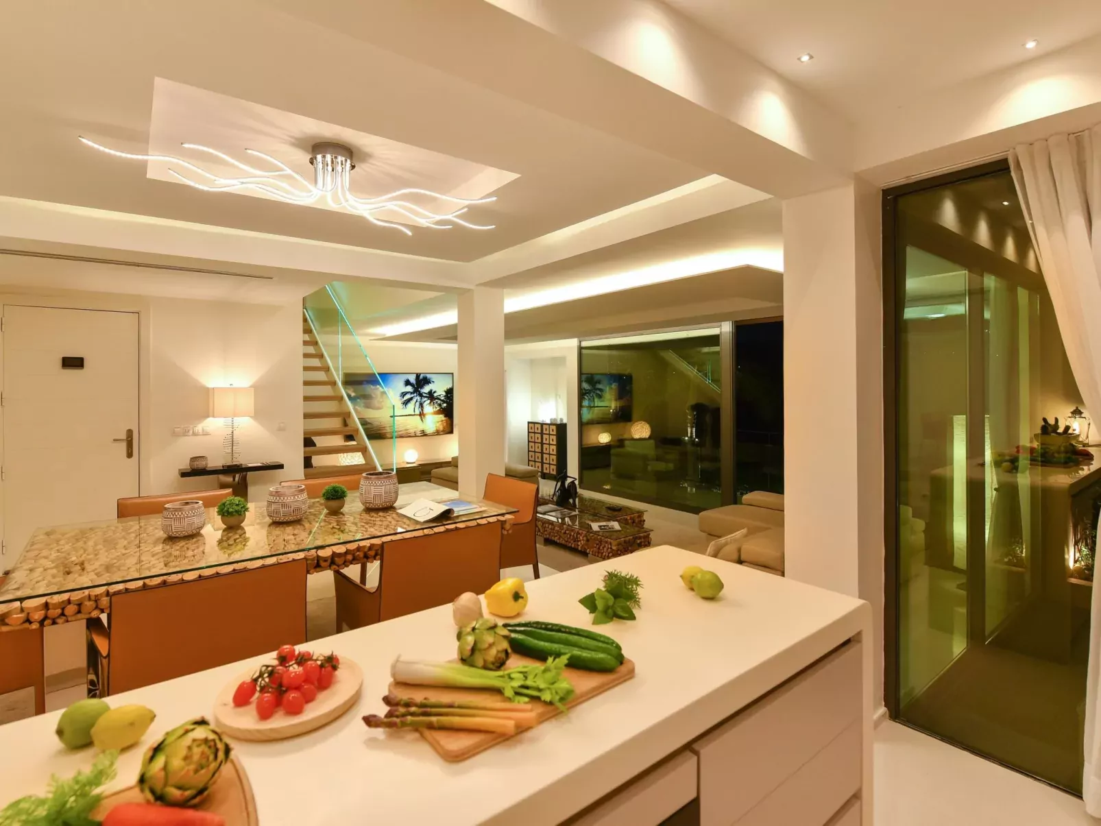 Los Lagos 31-Inside
