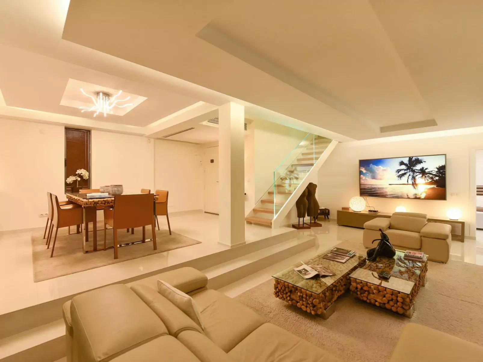 Los Lagos 31-Inside