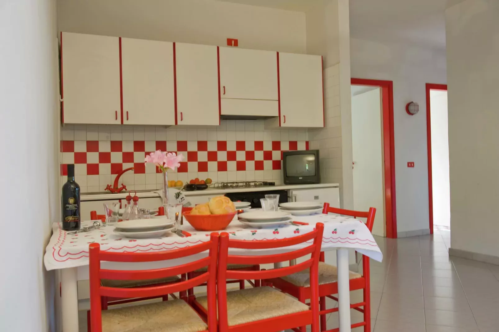 Casa Blu-Kitchen
