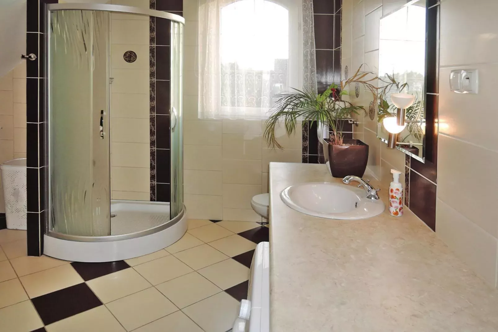 Big holiday home in Kolczewo 170 qm for 6 persons MAZ-Bathroom