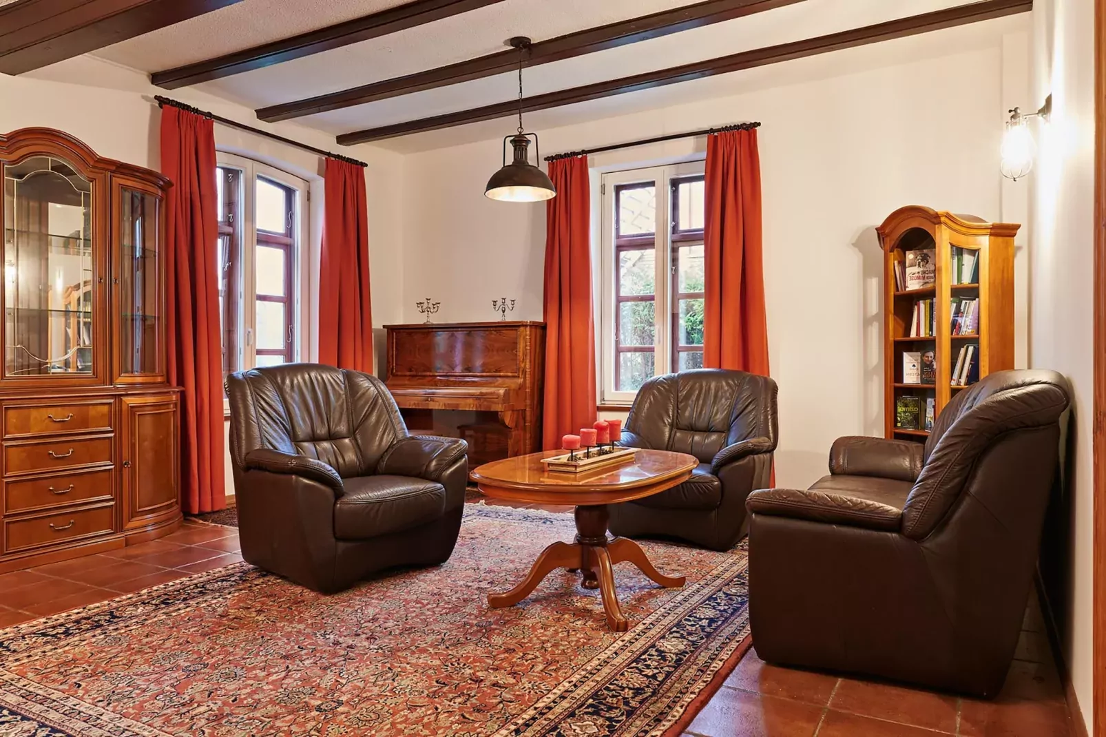 Haus Oliver 200 qm / 1-2 Personen-Wohnzimmer