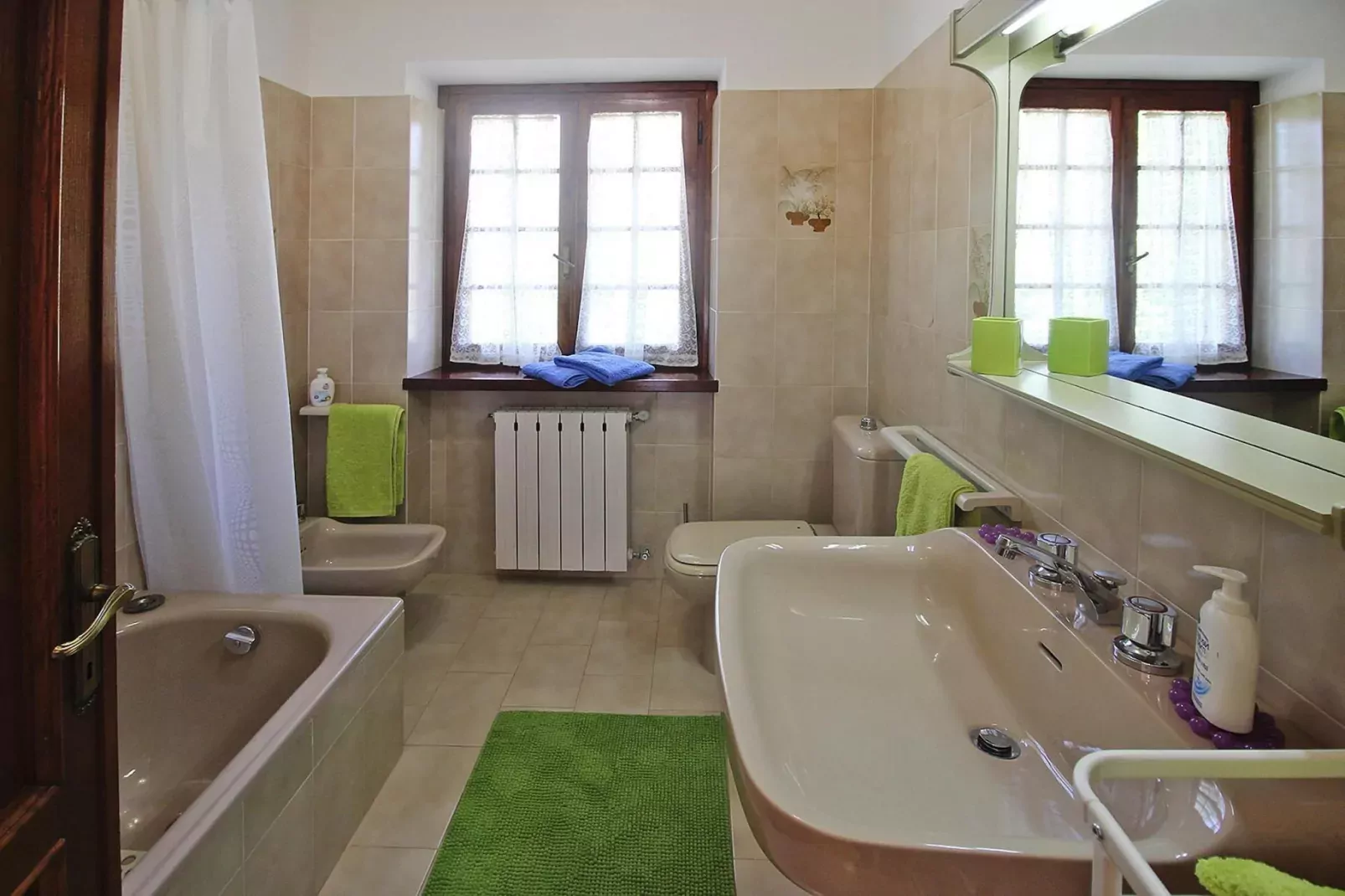 Holiday home Casa Vado, Camaiore--Bathroom