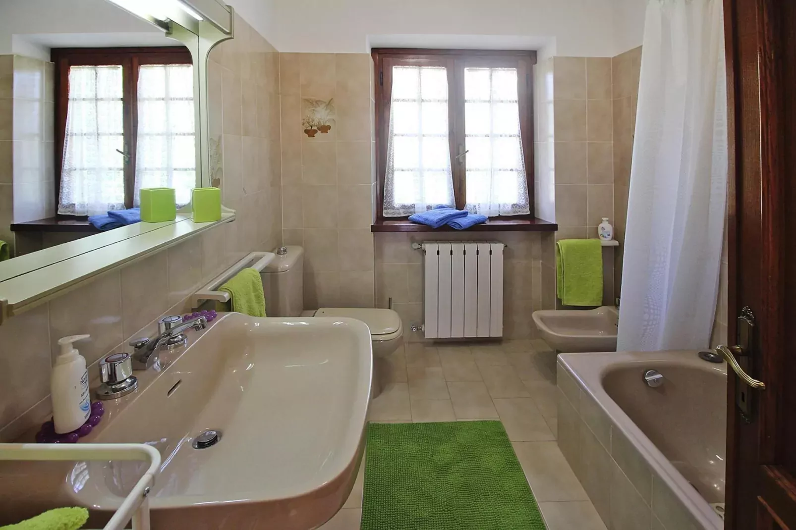 Holiday home Casa Vado, Camaiore--Bathroom