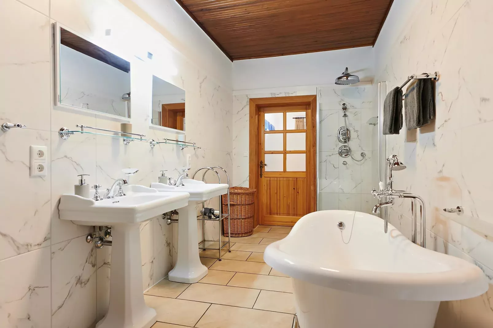 Haus Oliver 200 qm / 1-4 Personen-Bathroom