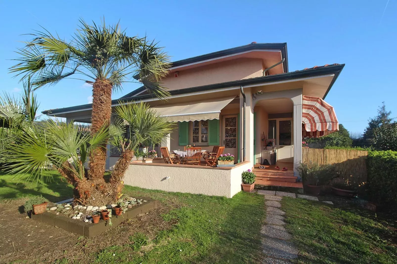 Holiday home Lea, Capezzano Pianore-Villa Lea-Extérieur été