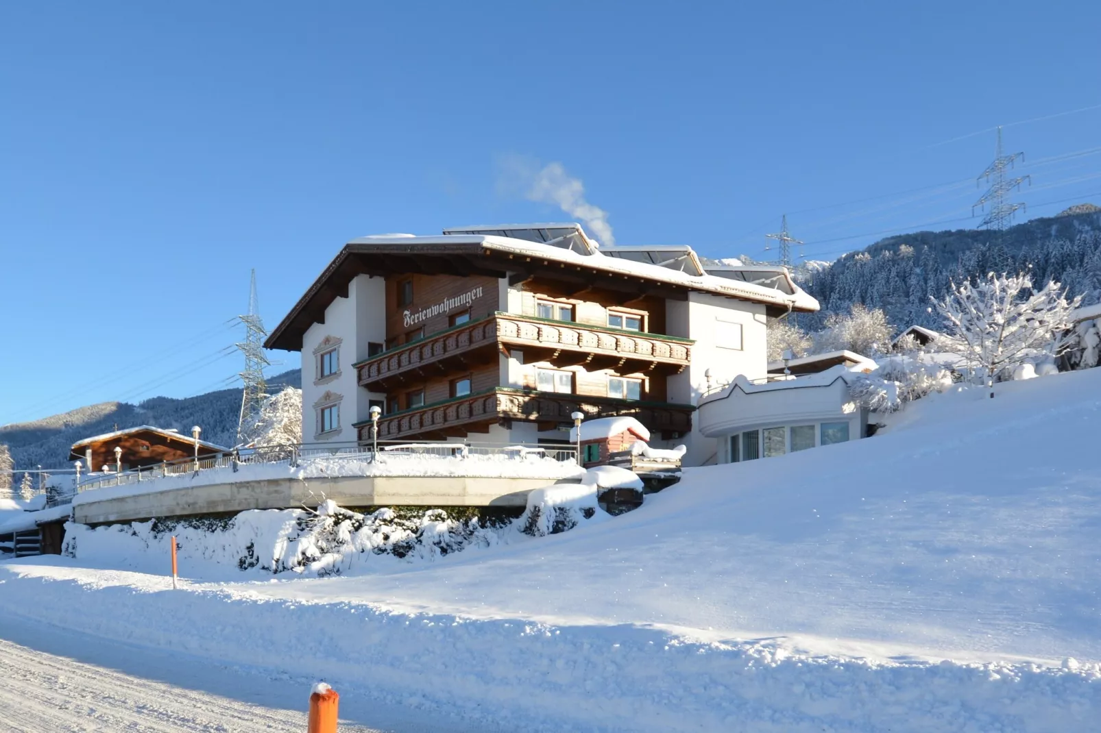 Lechner Alpenrose-Exterior winter