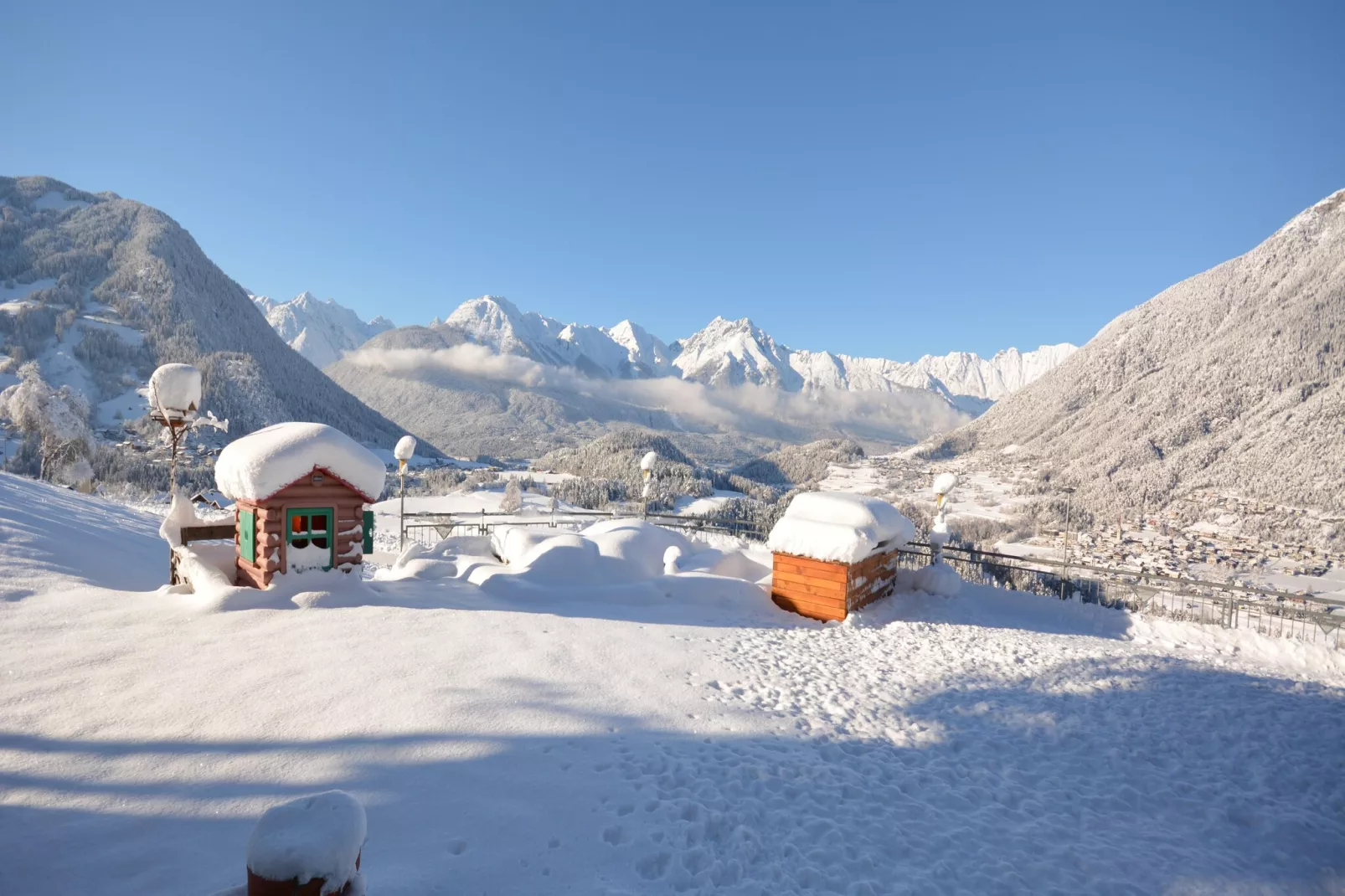 Lechner Alpenrose-View winter