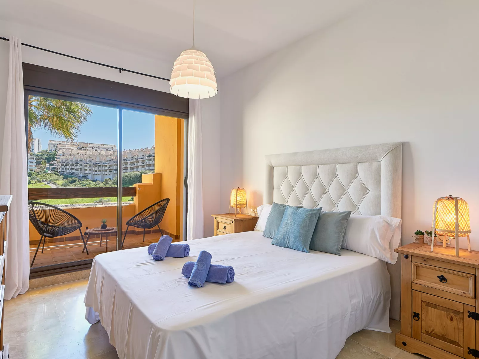 Duquesa Golf Views-Inside