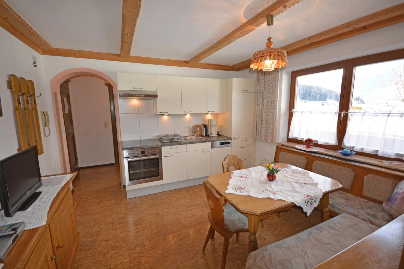 Lechner Alpenrose-Living room