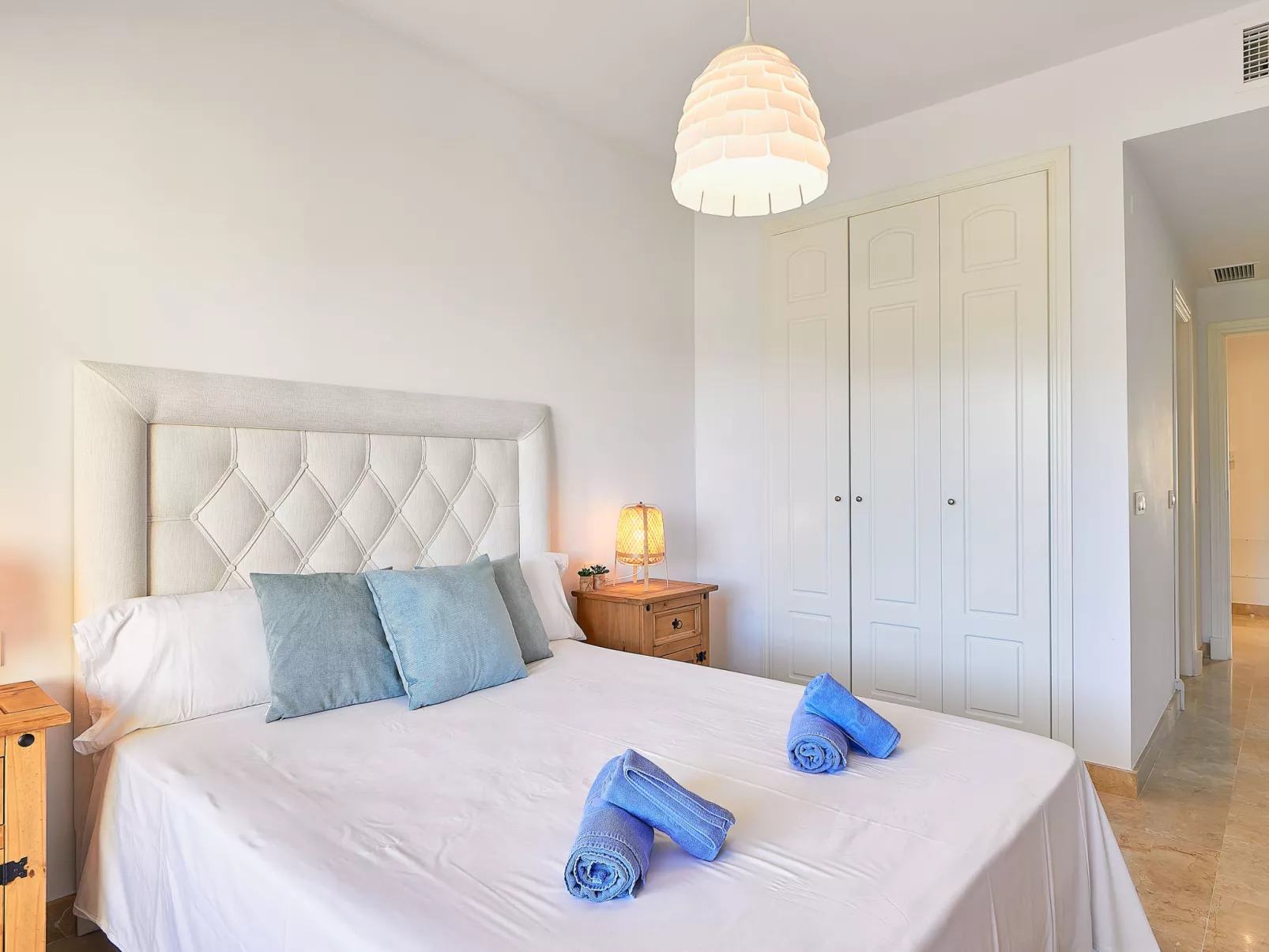 Duquesa Golf Views-Inside