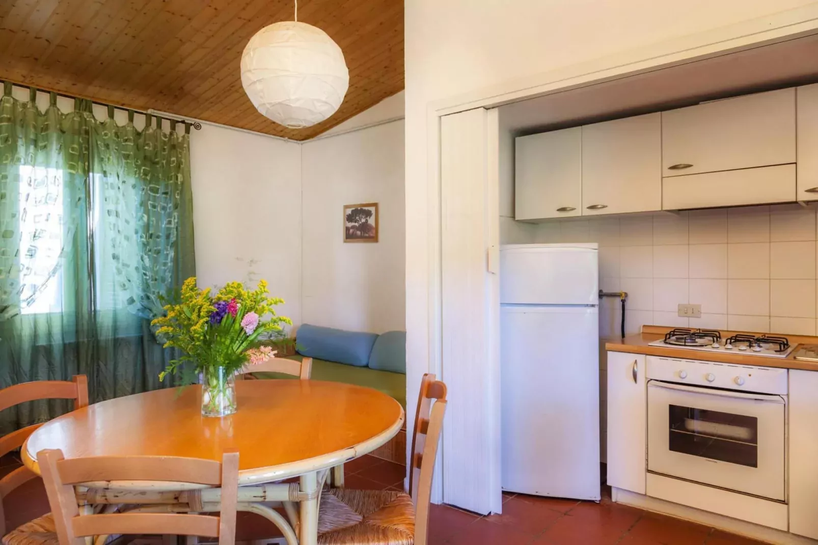 Ferienanlage Azienda Canova Seconda Marina di Grosseto EG Nebengebäude mit Gartenanteil-Esszimmer