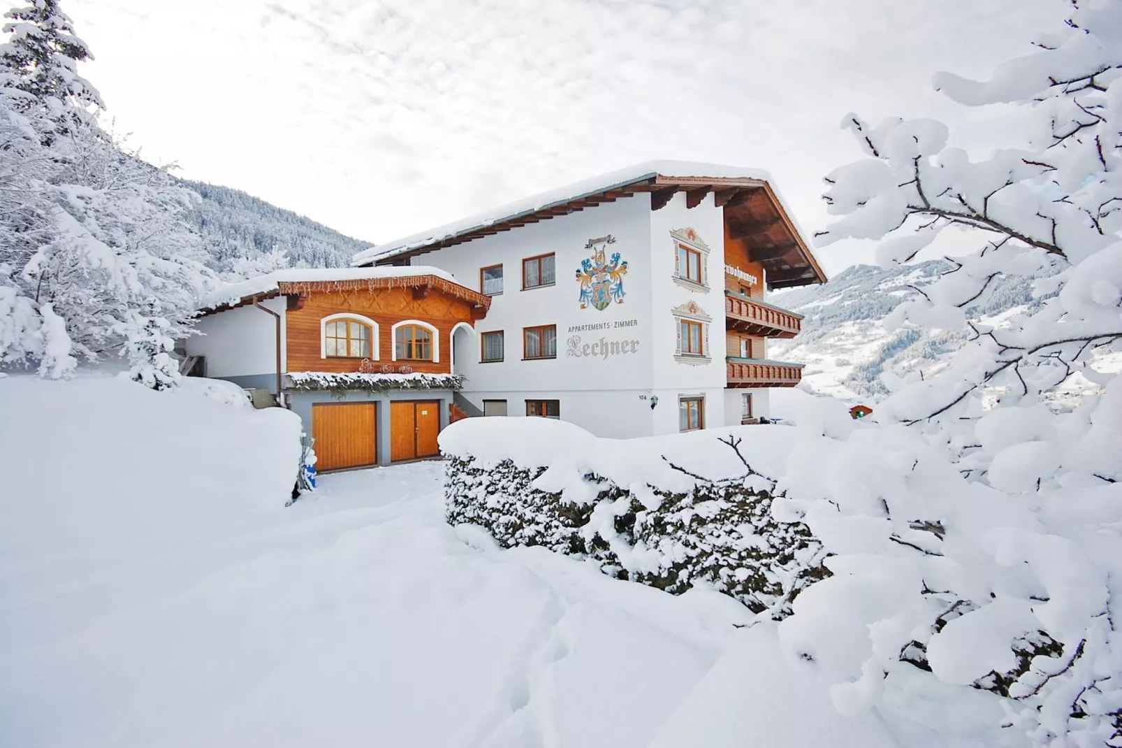 Lechner Alpenrose-Exterior winter