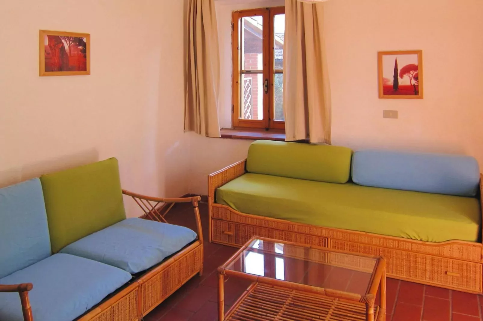 Ferienanlage Azienda Canova Seconda Marina di Grosseto EG  oder EG u OG Nebengebäude Gartenanteil-Wohnzimmer