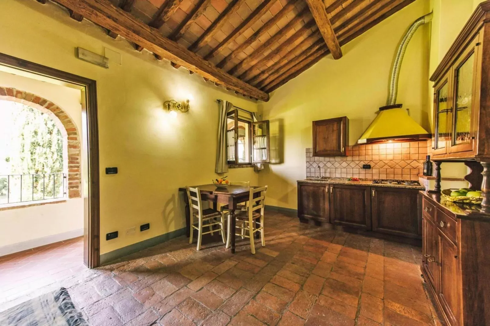 Agri-tourism Tenuta Quarrata, Santo Pietro Belvedere-bilo-Cuisine