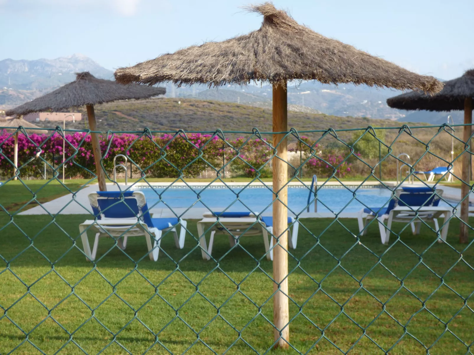 Mar y Monte Casares-Outside